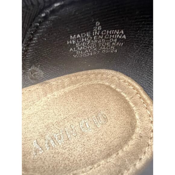 Old Navy Black Almond Toe Ballet Flats - Size 9 - Picture 2 of 6